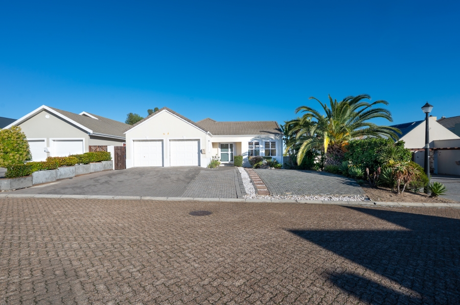 3 Bedroom Property for Sale in Zevenzicht Western Cape